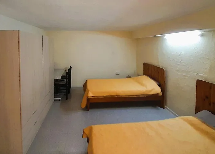 Bright & Spacious Private Room, Bathroom & Terrace In Swieqi, Prime Location! Is-Swieqi